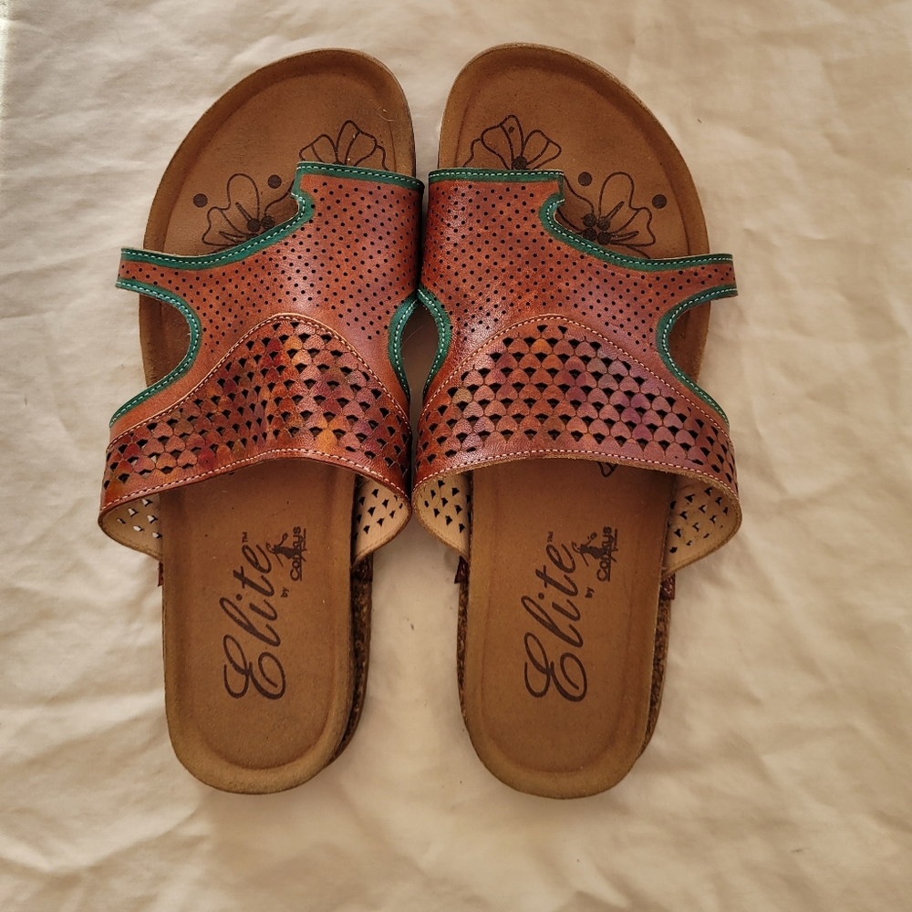Elite by Corkys brown leather sandal, size 10
